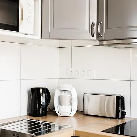 L'intemporel/t2 Lumineux Renove Et Equipe/centre *